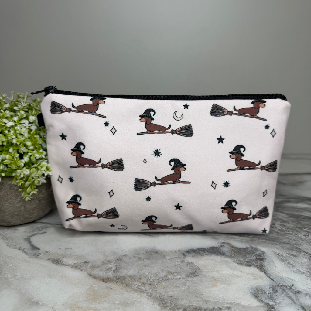 Pouch - Halloween - Dog Dachshund Broom