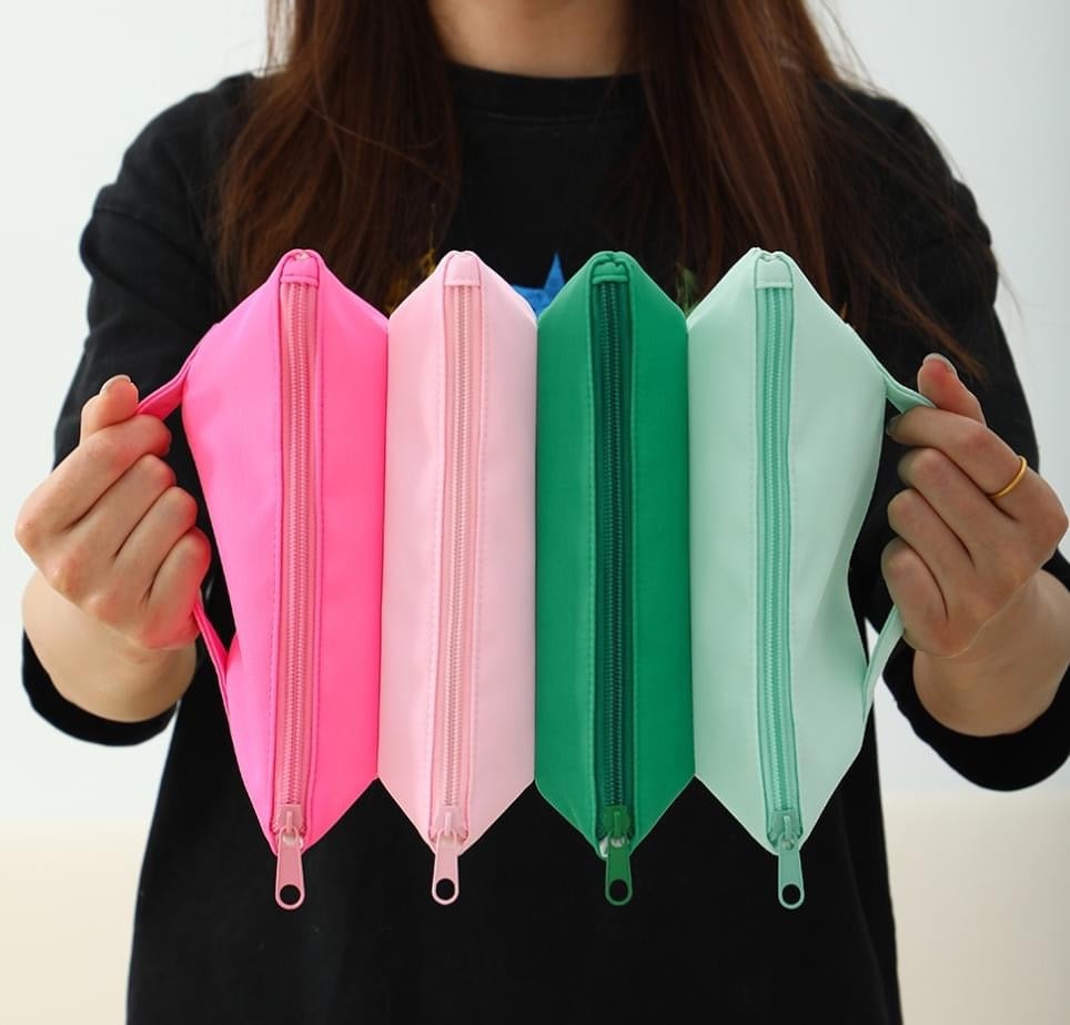 Expandable Travel Pouch - Quadruple Accordion