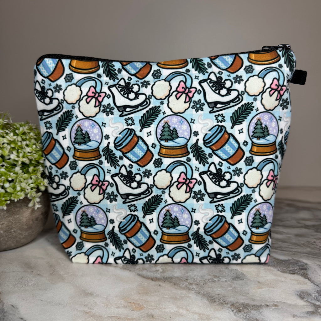 Pouch XL - Christmas Light Blue Snow Globe Ice Skate