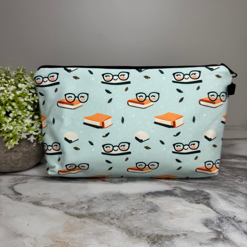 Pouch - Book Glasses