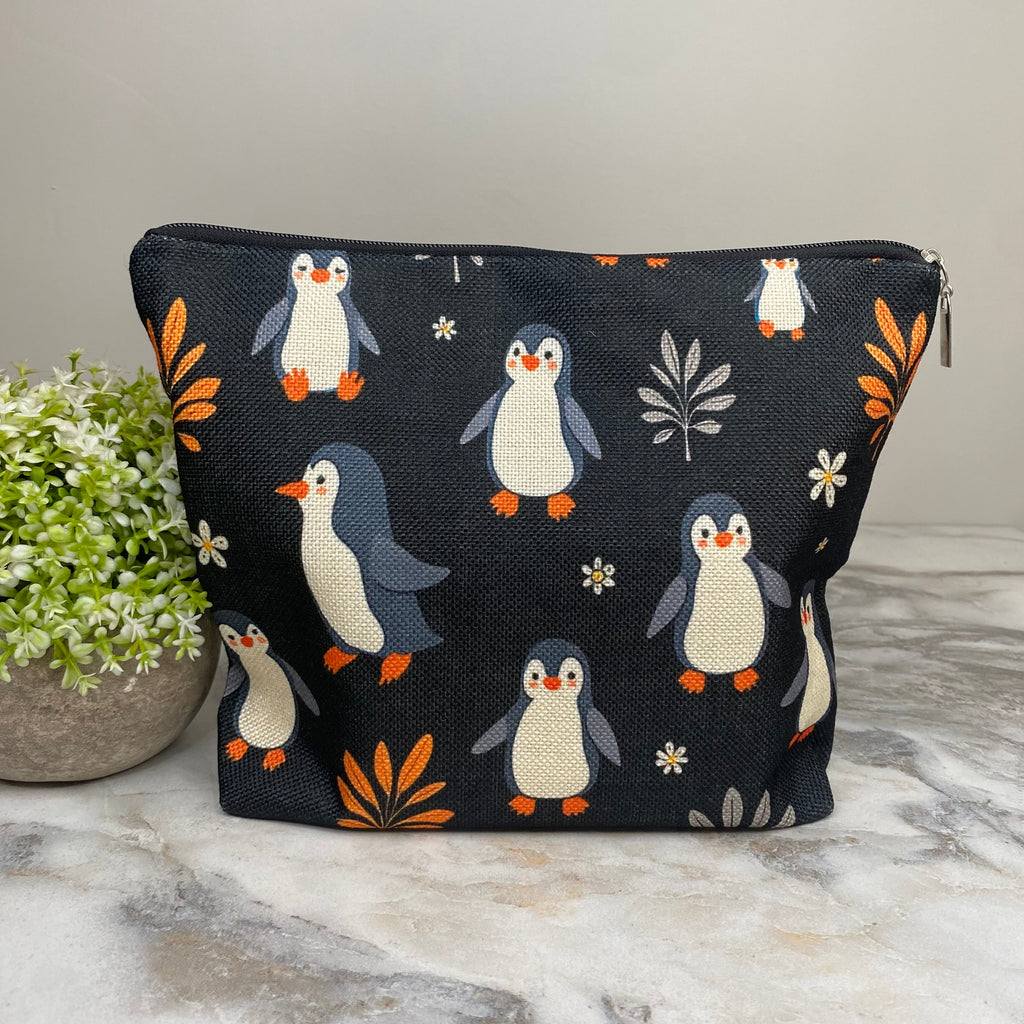 Canvas Pouch XL - Penguins